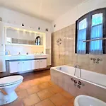 4 Bedroom With Pool Sea View Ac Parking - Benakey Вилла