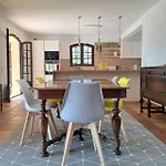 4 Bedroom With Pool Sea View Ac Parking - Benakey Вилла *