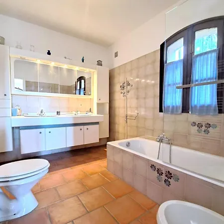 Вилла 4 Bedroom With Pool Sea View Ac Parking - Benakey *