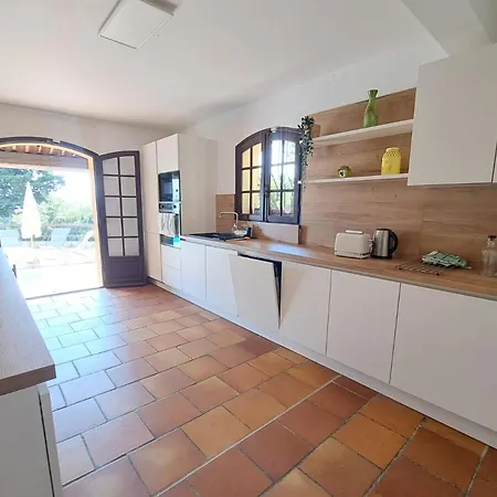 Vila 4 Bedroom With Pool Sea View Ac Parking - Benakey Le Cannet