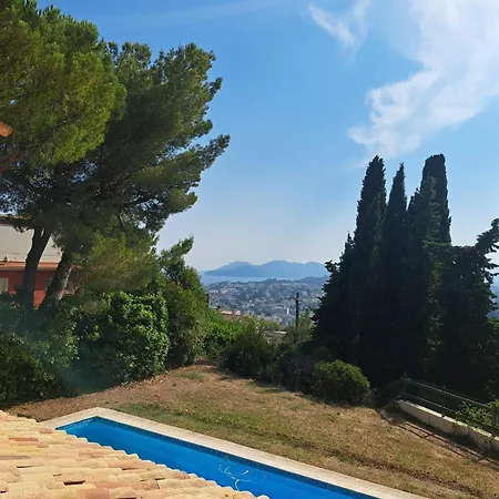 4 Bedroom With Pool Sea View Ac Parking - Benakey فيلة *